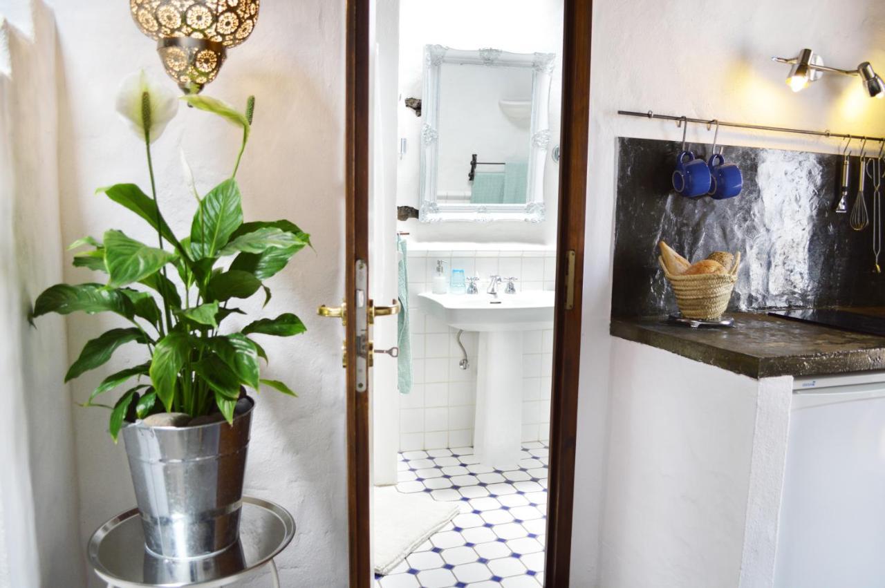 Uga Stylish Getaway With Secluded Patio In Lava Finca מראה חיצוני תמונה