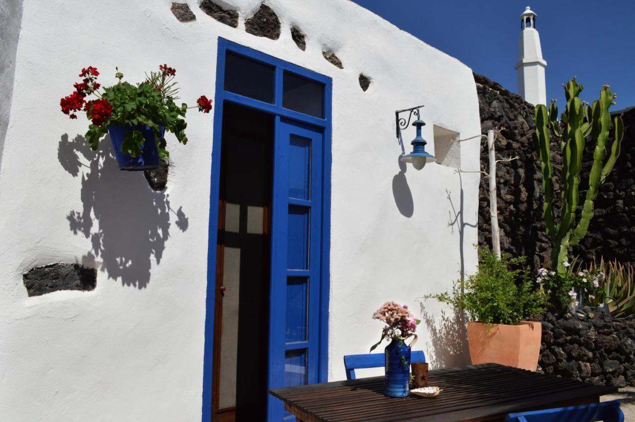 Uga Stylish Getaway With Secluded Patio In Lava Finca מראה חיצוני תמונה